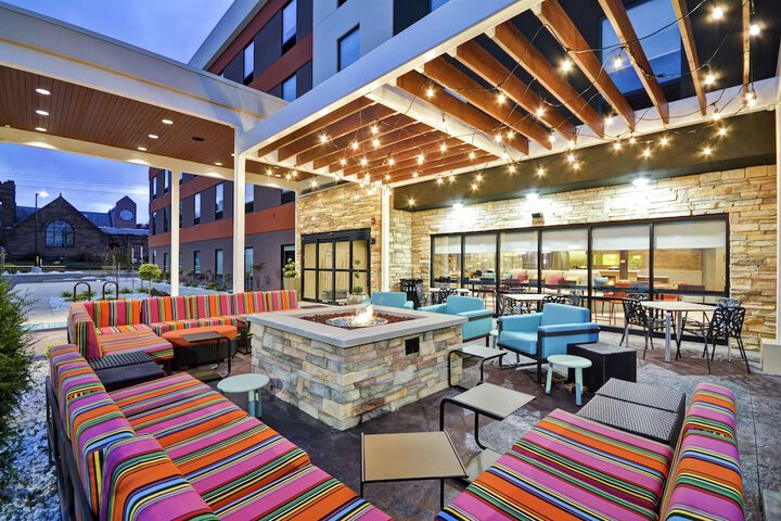 Terrace/Patio 44 of 45