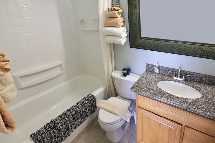 Beachwood Condos & Resort