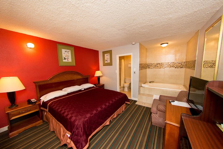 Room 6 of 29