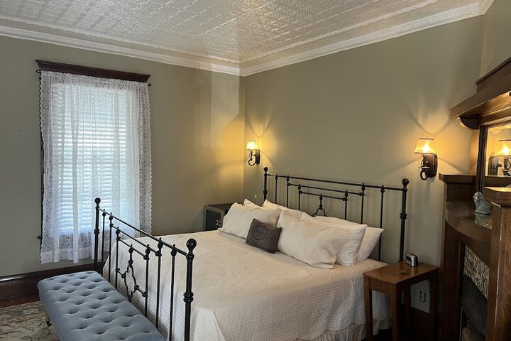 The Buxton Inn