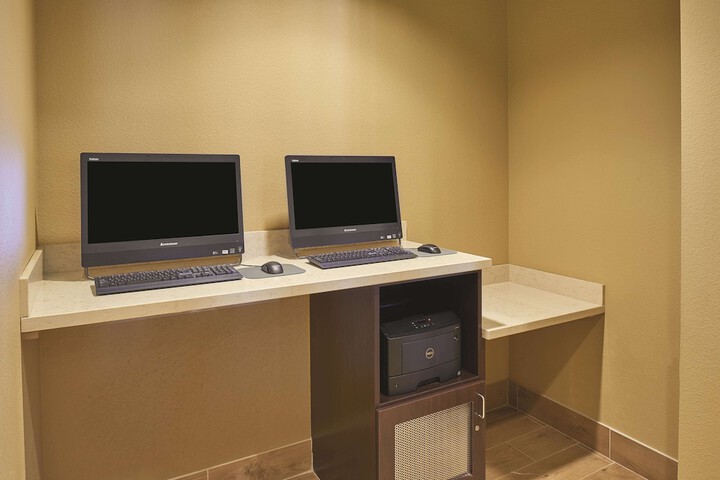 Business Center 45 of 46