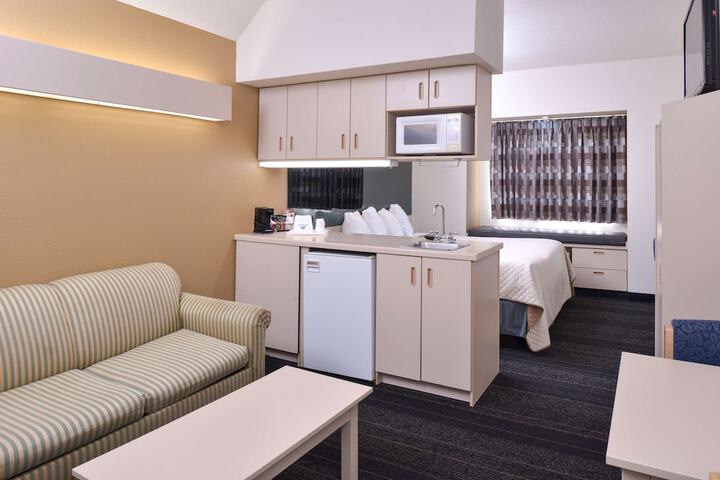 Americas Best Value Inn & Suites Maryville