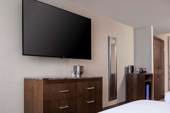 Room 10 of 47