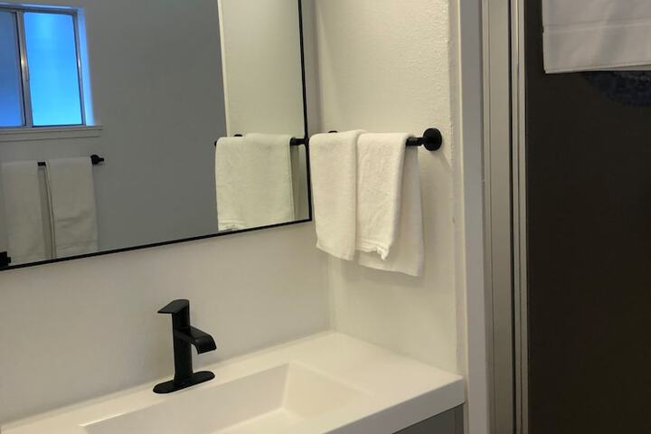 Room 12 of 15