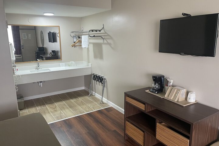Room 19 of 45