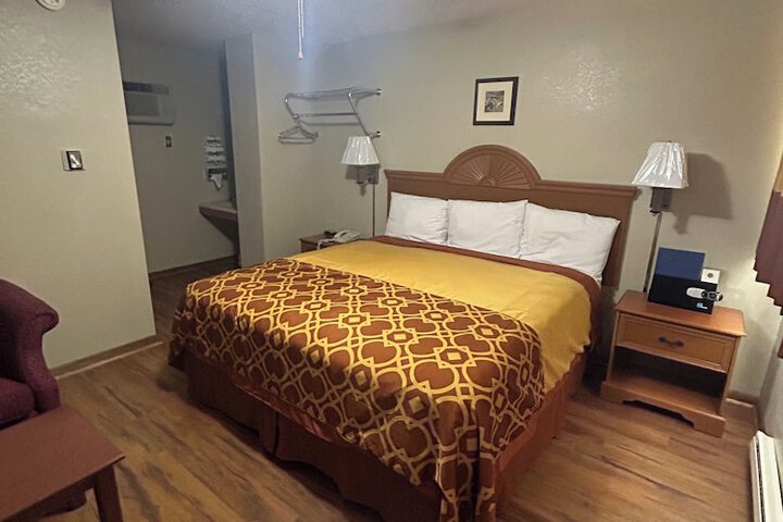 Royal Rest Motel