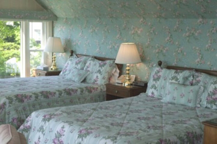 Room 12 of 30