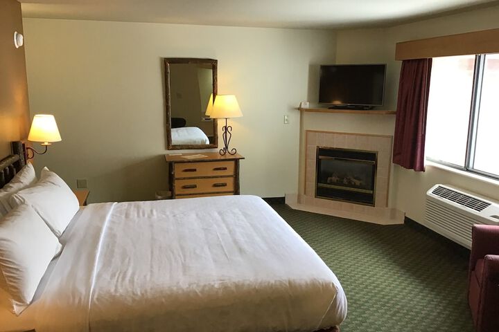 AmericInn by Wyndham Cody