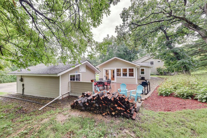 Family-friendly Twin Lakes Home Near Lake Mary!