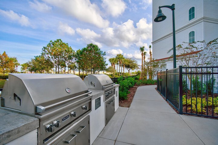 Residence Inn by Marriott Orlando Flamingo Crossing / Western Entrance