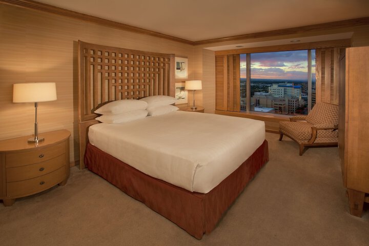 Room 31 of 61