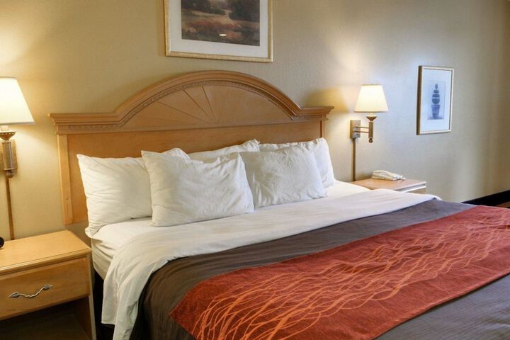 Room 11 of 21