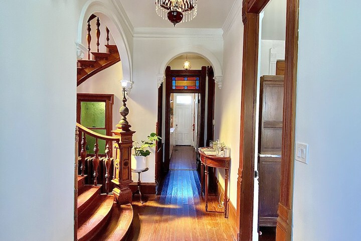 Coppersmith Inn B & B
