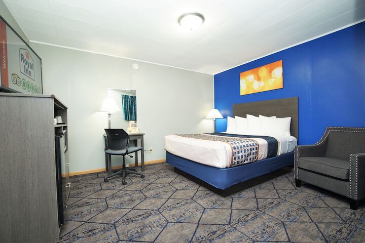 Room 17 of 30