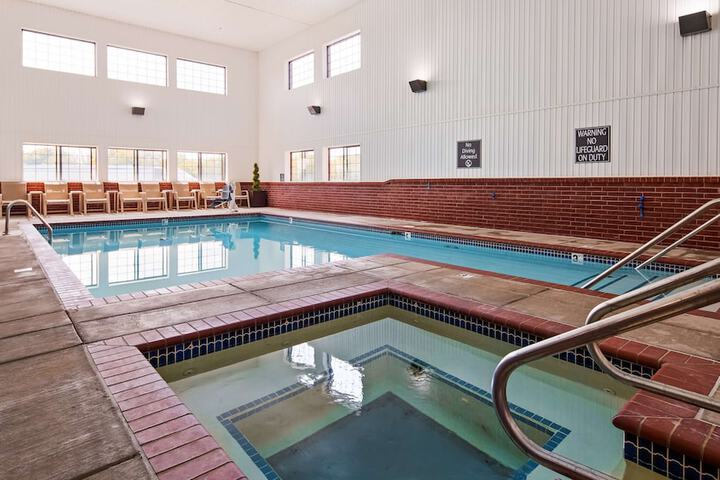 Pool 2 of 17