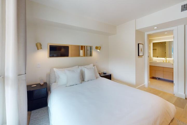 Room 227 of 330
