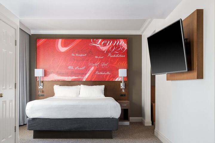 Room 31 of 53