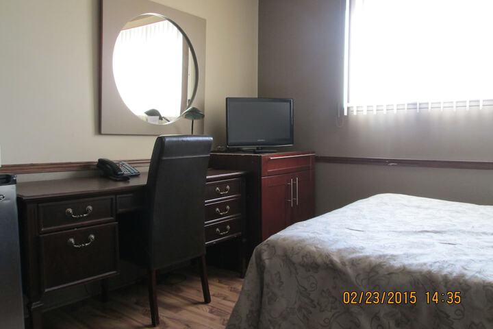 Room 12 of 22