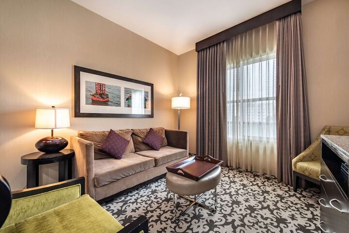 Homewood Suites by Hilton Oxnard / Camarillo