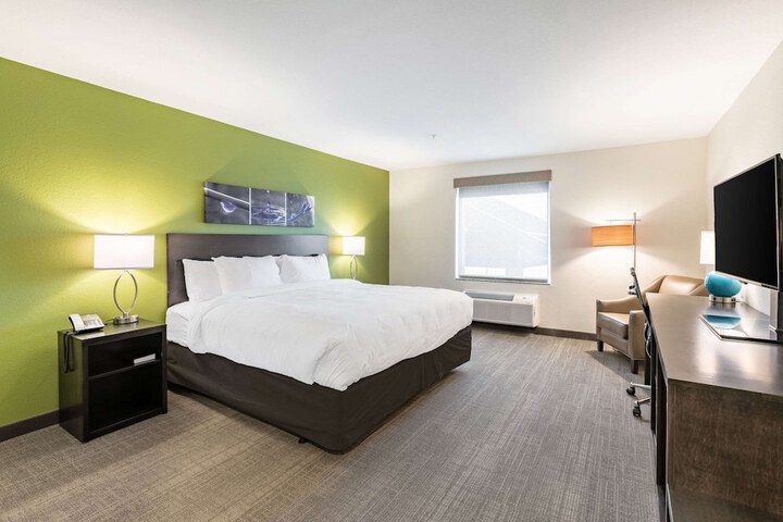 Room 15 of 47