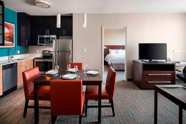Room 30 of 48