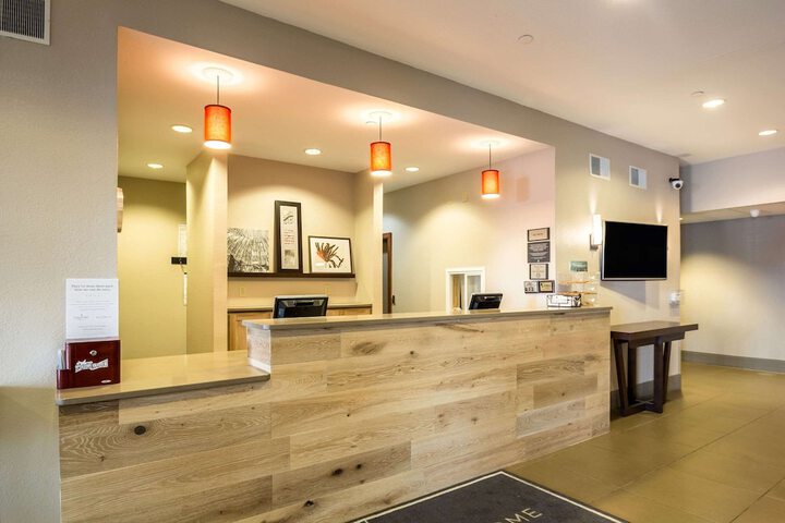 Hotel Interior 14 of 42
