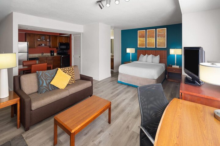 Tysons Corner Suites a Baymont by Wyndham
