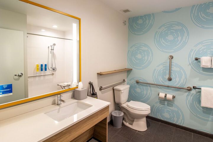 Room 14 of 39