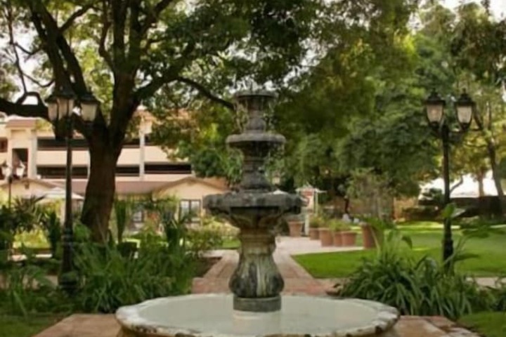 Property Grounds 33 of 33
