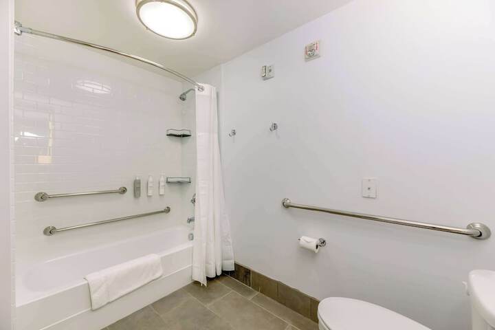 Hilton Garden Inn Outer Banks / Kitty Hawk