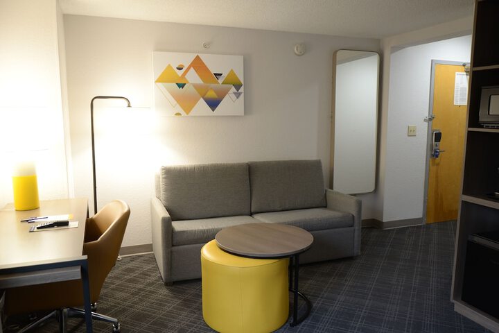 Room 38 of 64