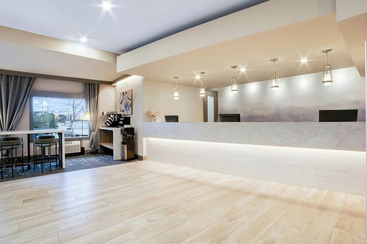 Sandman Hotel & Suites Kelowna
