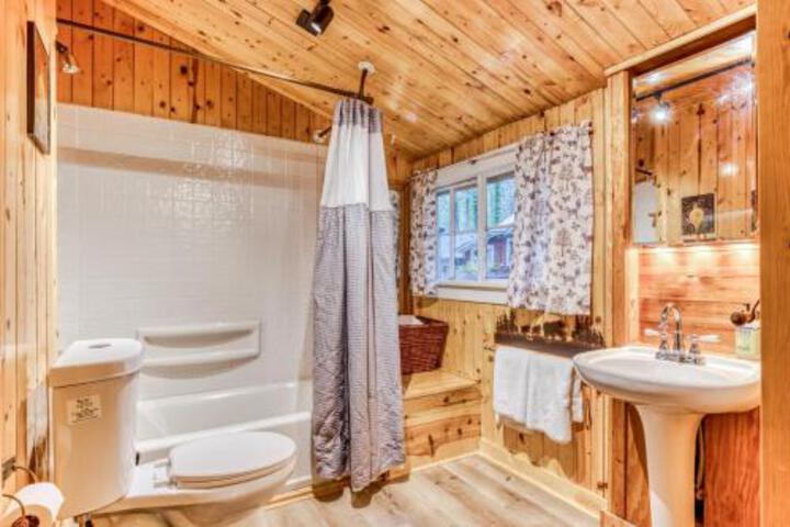 The Cedars Cabin