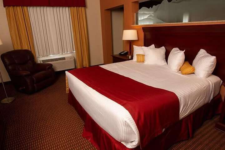 Wind River Hotel and Casino