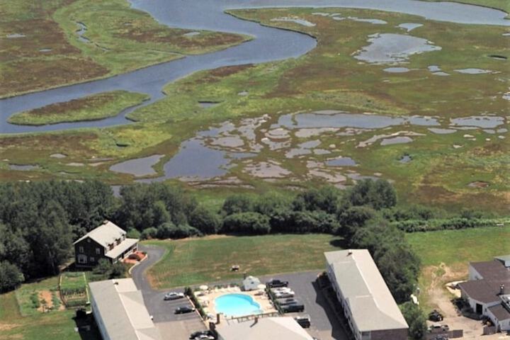 The Mariner Resort