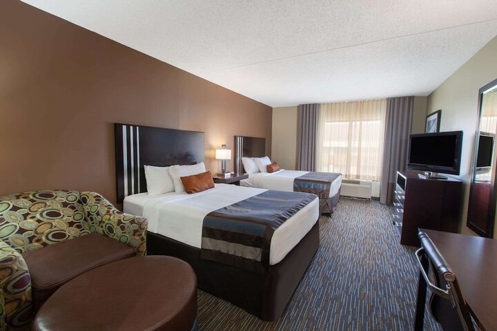 Room 6 of 23