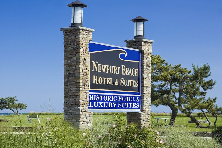 Newport Beach Hotel & Suites