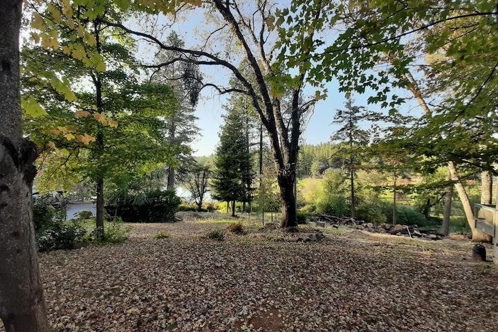 Property Grounds 16 of 18