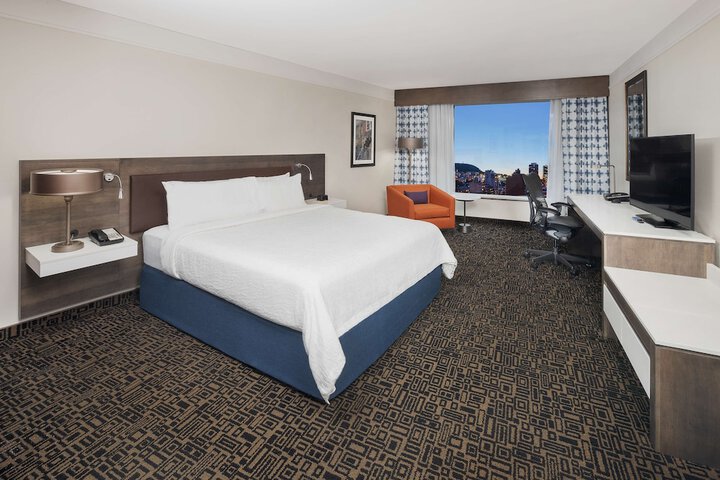 Room 12 of 26