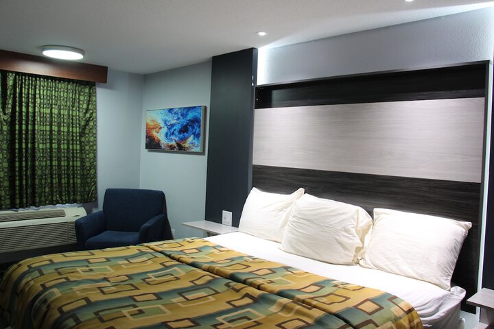 Room 5 of 31