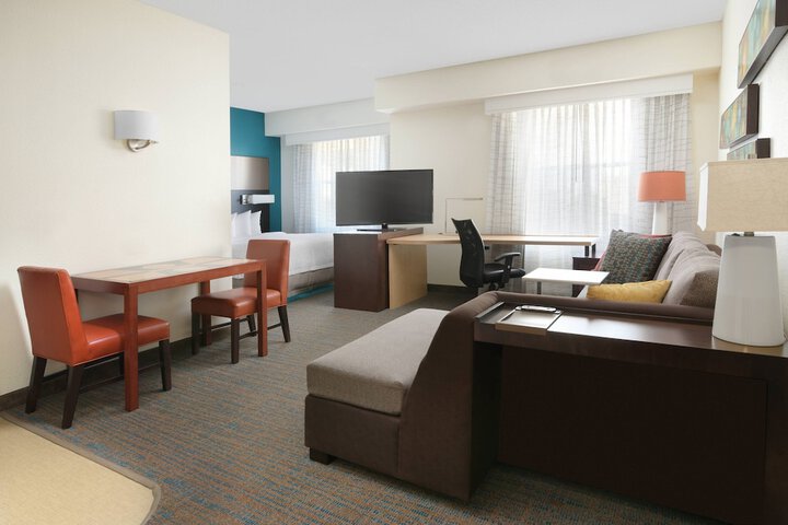Room 15 of 21