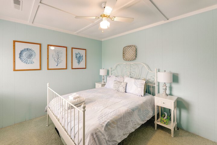 2 Mi to Beach: Gem w / Enclosed Patio in Selbyville