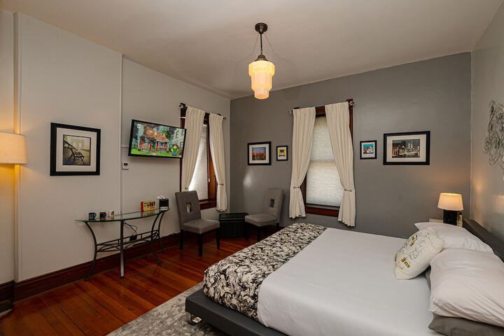 Room 17 of 47