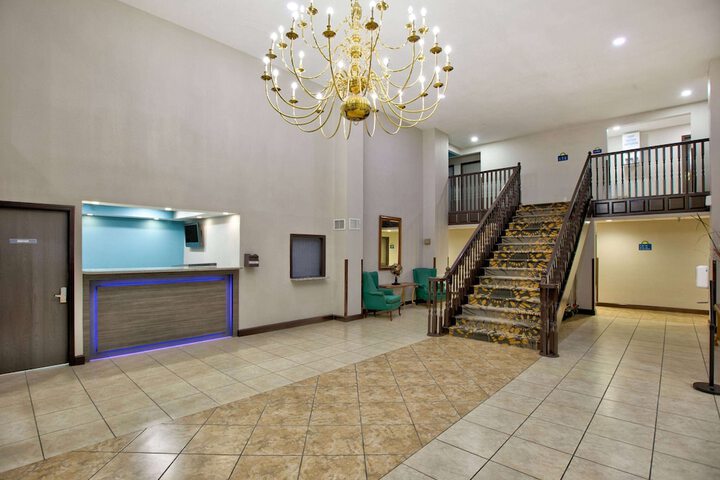 Hotel Interior 8 of 28
