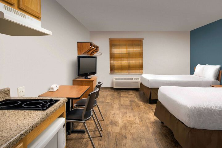 Room 27 of 28