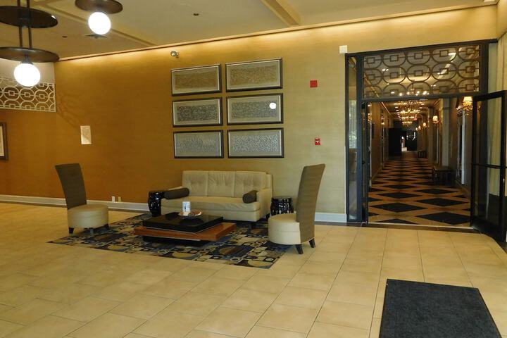 Hotel 8 of 90