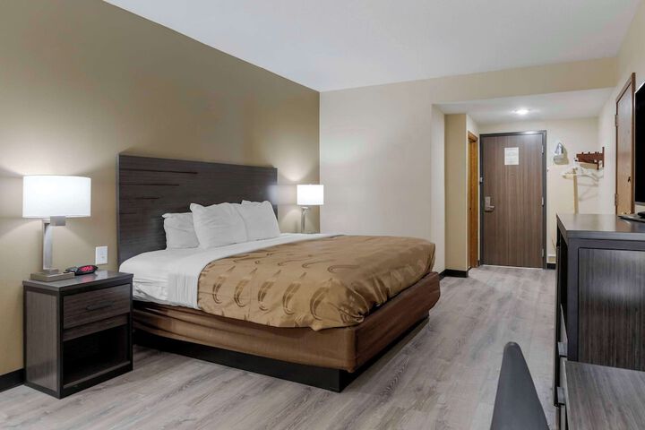 Room 18 of 24