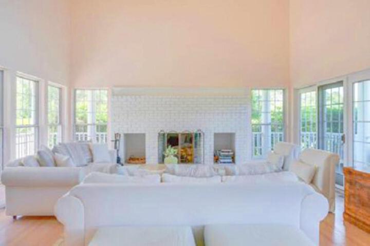 Villa Victoria - Cozy Hamptons Villa