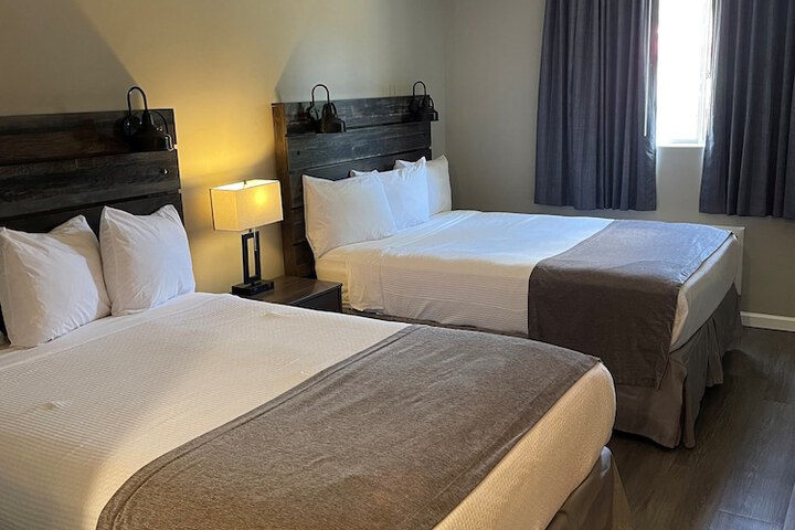 Carolina Pine Inn