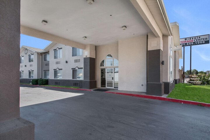 Hotel 3 of 43